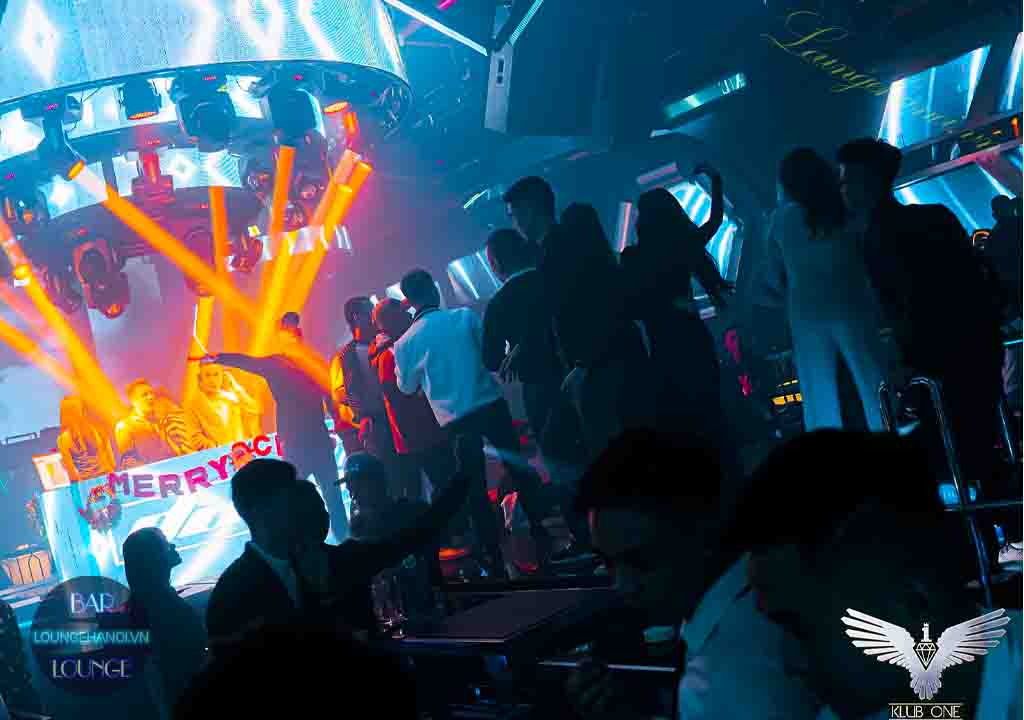 Klub One 88 Lò Đúc Đặt Bàn | Đặt Bàn | Loungehanoi.vn