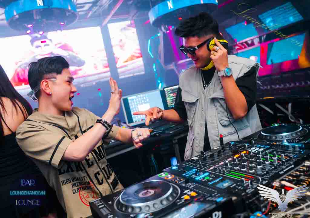 Klub One 88 Lò Đúc Đặt Bàn | Đặt Bàn | Loungehanoi.vn