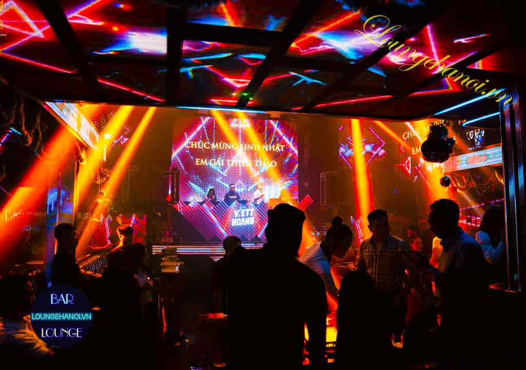 MAXX Bar 25 Ngỗ Văn Sở | Đặt Bàn | Loungehanoi.vn