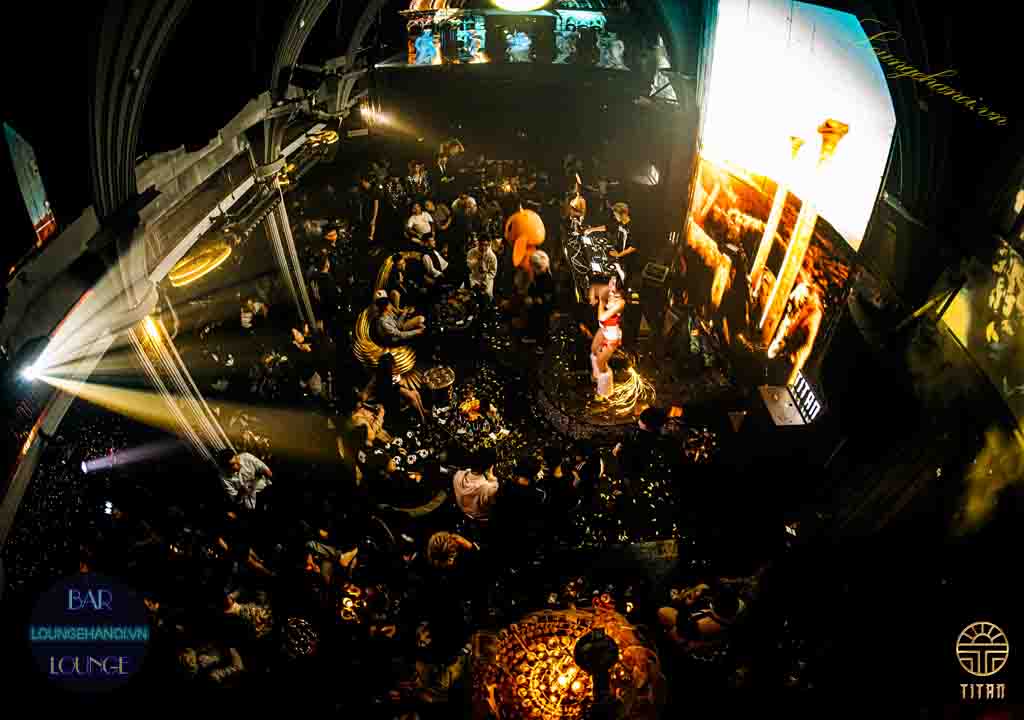 Titan Lounge 33 Bà Triệu | Đặt Bàn | Loungehanoi.vn